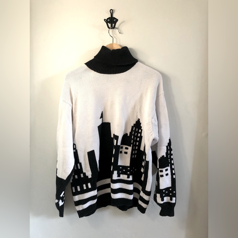Vintage oversized sweater 🏙️